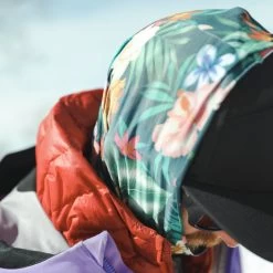 Party Wave | Snow Tour -Accessories Series Rolloverimage 9b956639 0624 4a03 9d6c a22de12dcaa9